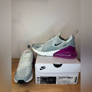 Women’s Nike Air Max 270